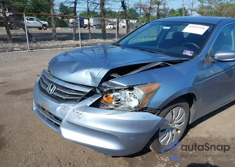 2011 Honda Accord 2.4 Lx from USA, damaged, VIN 1HGCP2F30BA156253